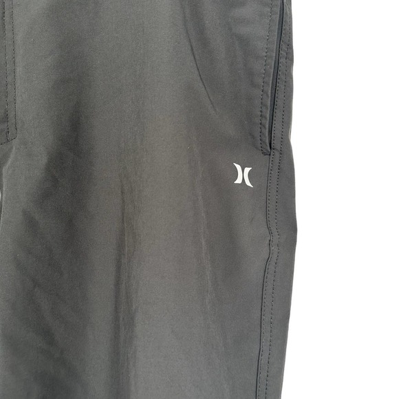 Hurley Black Golf Shorts Size 40 - Picture 6 of 9